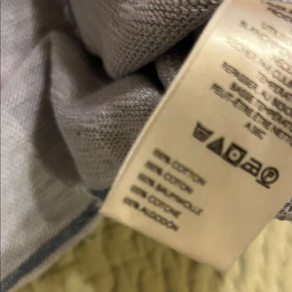 Free People Cropped Distressed V-Neck Top - Picture 11 of 11